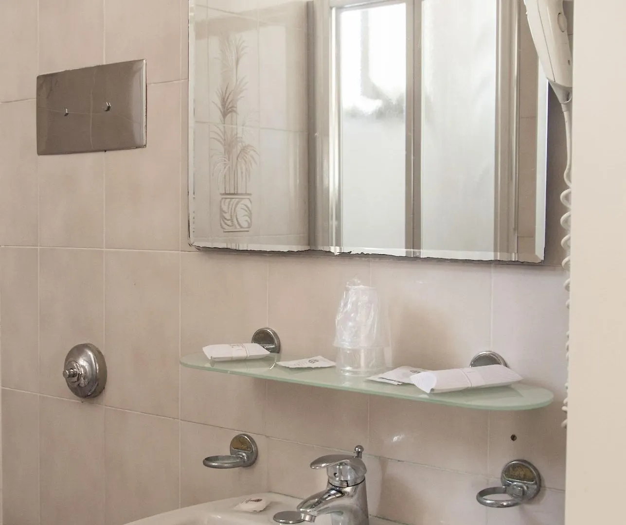 ***  Hotel Villa Serena Маргера Италия