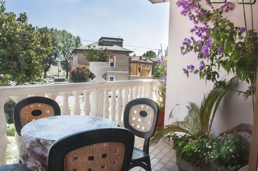 Hotel Villa Serena Маргера