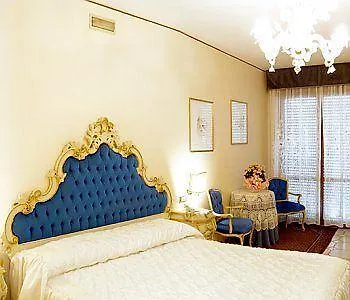 Hotel Villa Serena Маргера