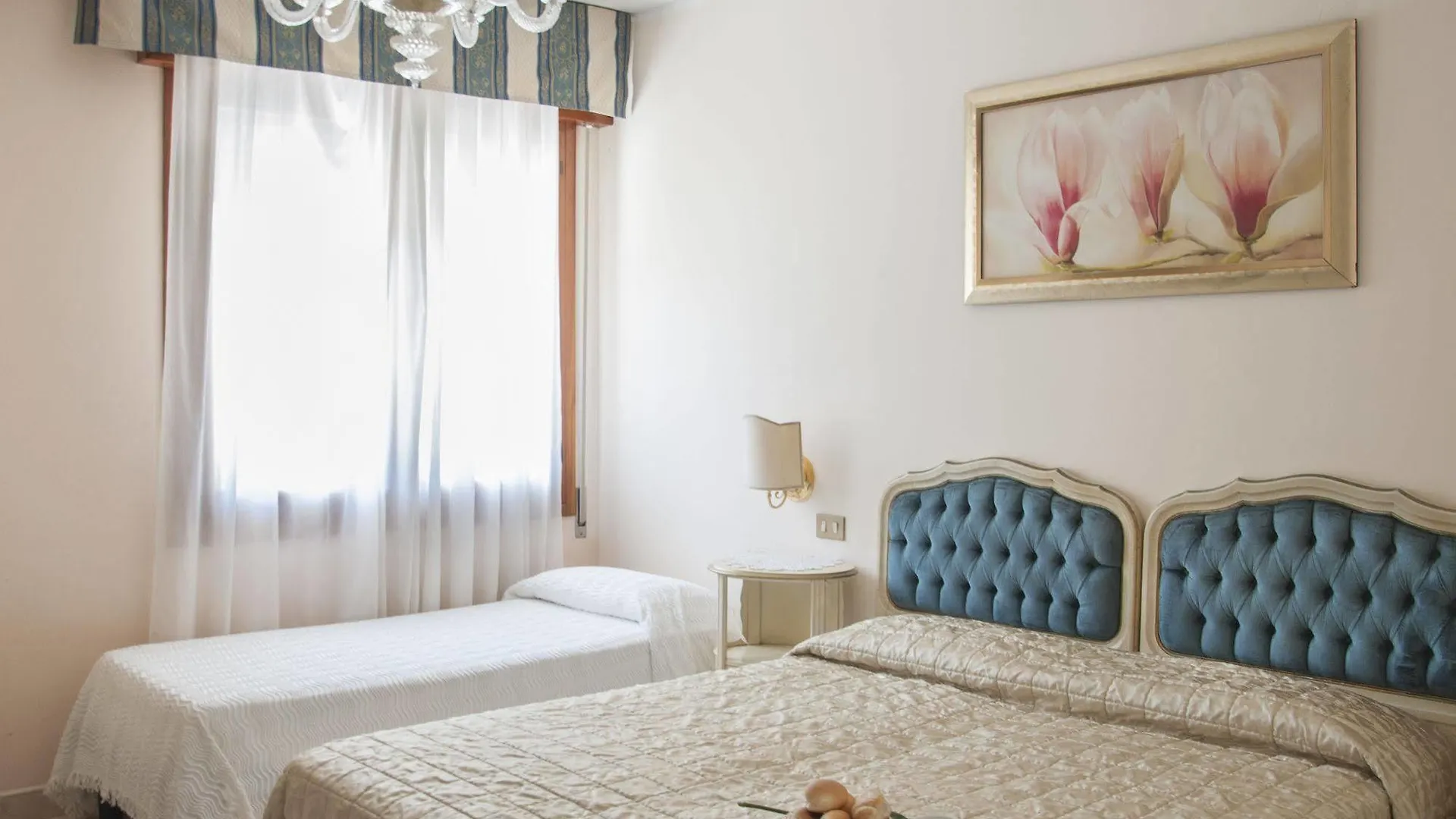 Hotel Villa Serena Маргера