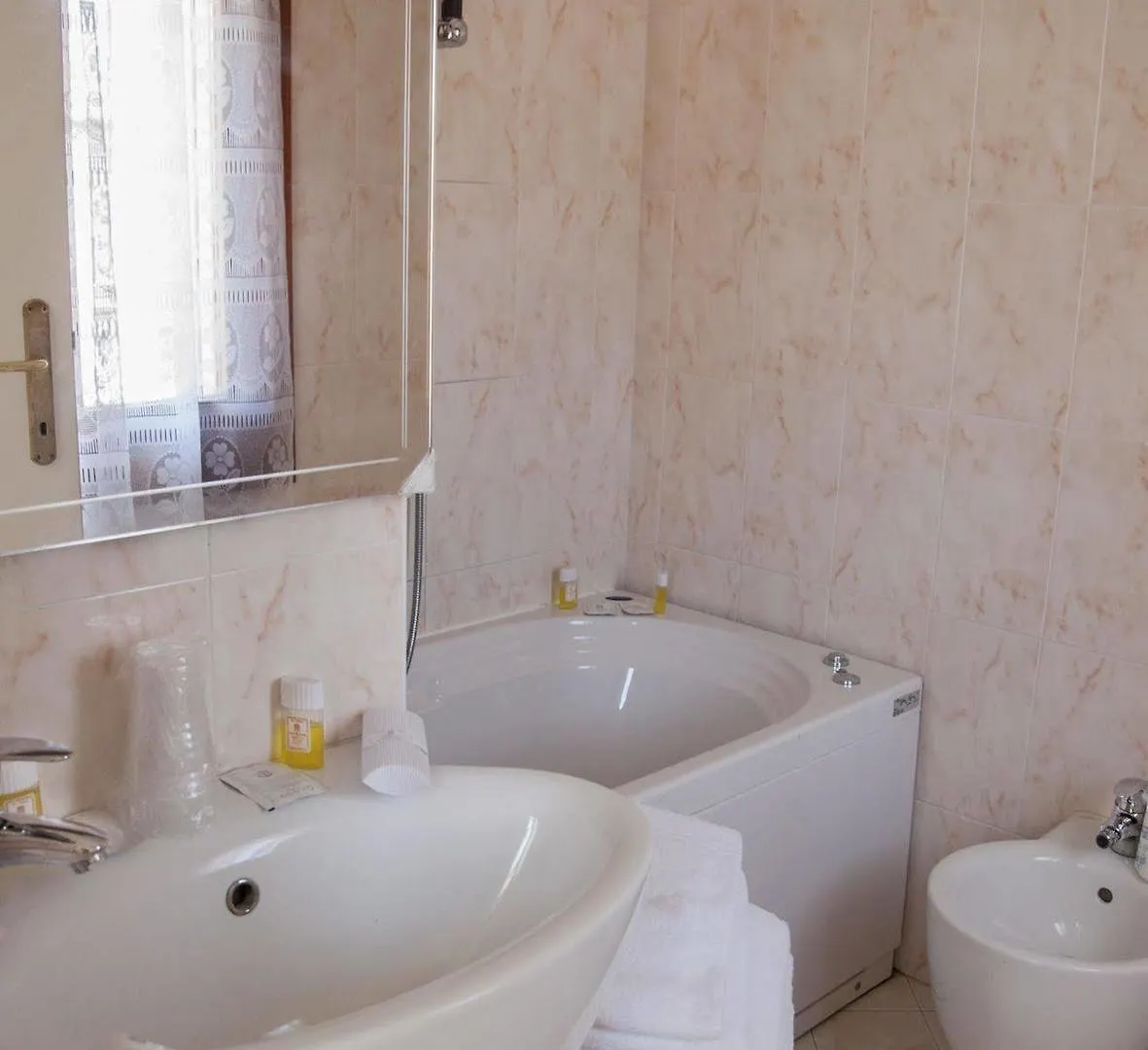 Hotel Villa Serena Маргера