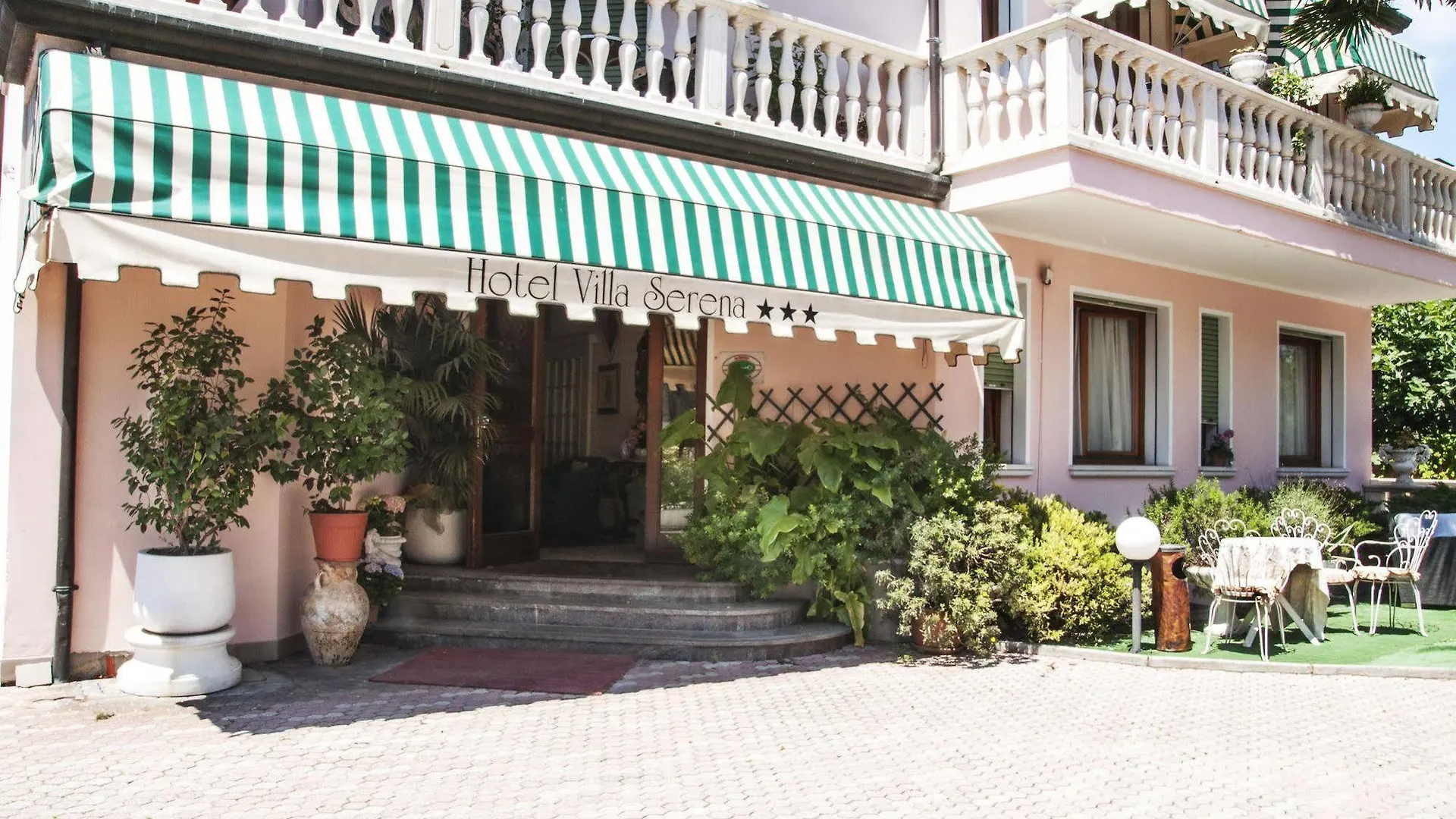 Hotel Villa Serena Маргера